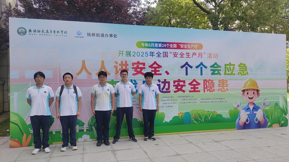 79627af0ace245e8ae1114284eaba8d1.jpg