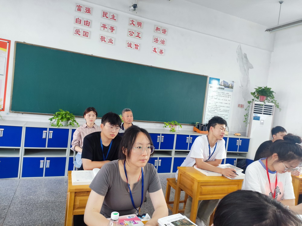 7ff79e903ee345638b16dc12abaf5778.jpg