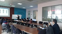 德国埃尔福特手工业行会培训师韦伯来院授课