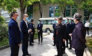 惠山区委书记吴建元一行来我院督导检查疫情防控工作