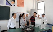 景德镇市人大常委会副主任沈薇一行来学院考察学习