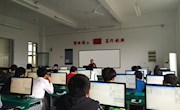 教学认真，功底扎实
