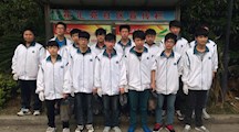 走出校园  回报社会  体验人生
