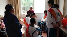 弘扬志愿精神 关爱孤寡老人