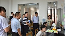 无锡市人力资源与社会保障局局长吴春林一行来我系调研