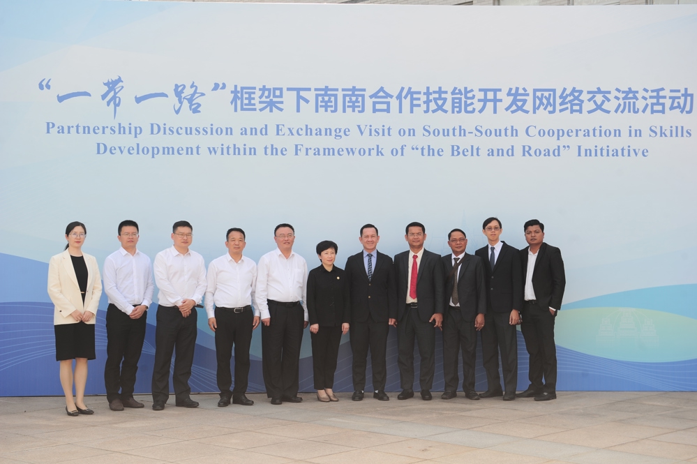 bdb2cb1432dd4177a8fa64bac0ec2e8e.jpg