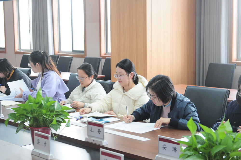 d40bba22ebcf43059cb35d406f9e07fa.jpg