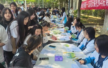 第十五届“5﹒25”（我爱我）心理健康月现场活动圆满完成