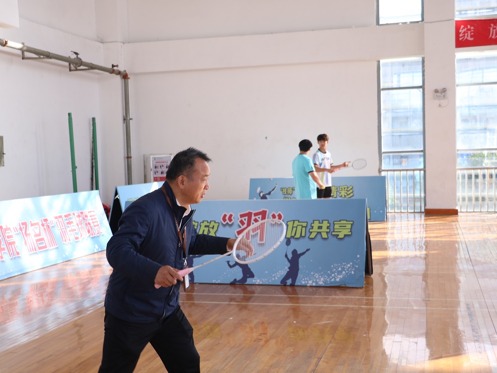 d2b5e1721e5a4513ab8a192848d7682b.jpg