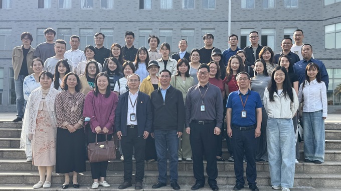 常州艺术高等职业学校来我院考察交流