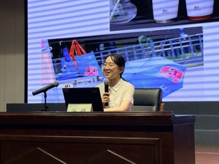 热血青春，为爱举手