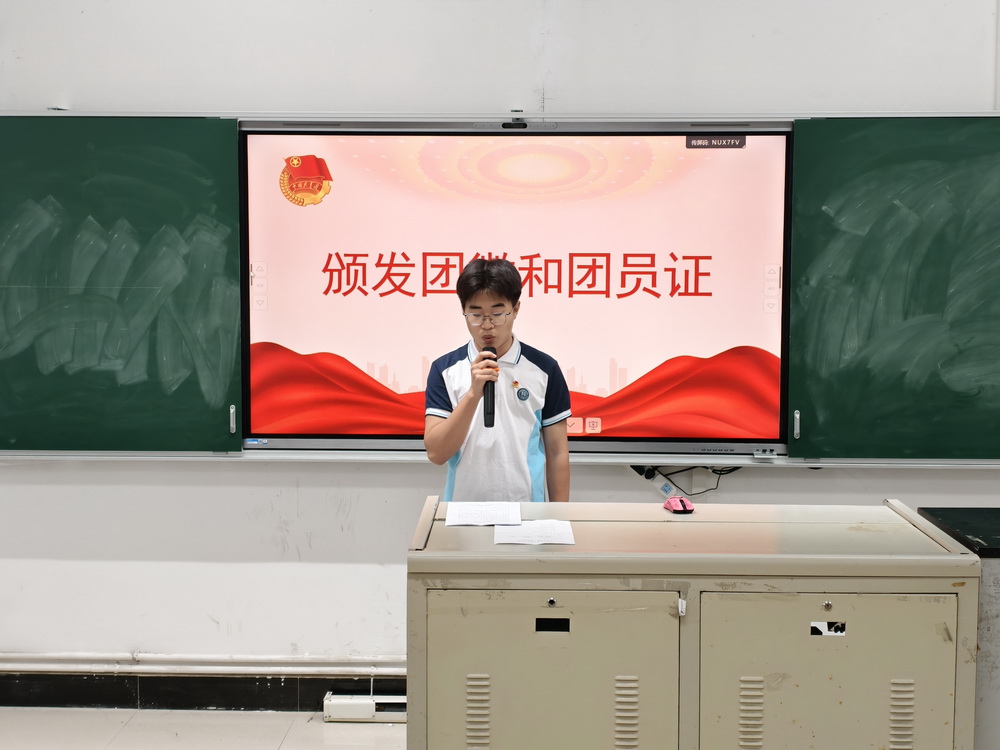 64d612ed1ac74478ba22631e65c1fddf.jpg