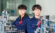 工作室成员在第四届无锡技能精英大赛中获“优秀指导教师”称号