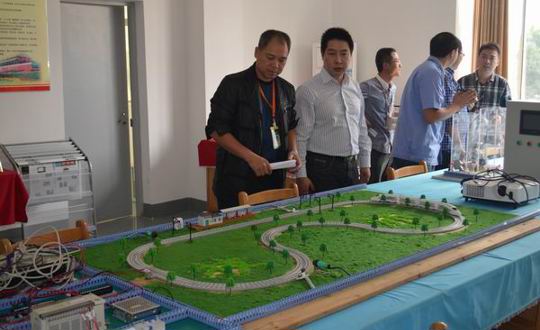 推动创新作品制作  提高师生科研水平