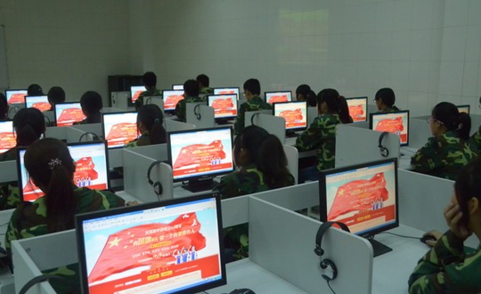 “向国旗敬礼、做有道德的人”活动圆满落幕