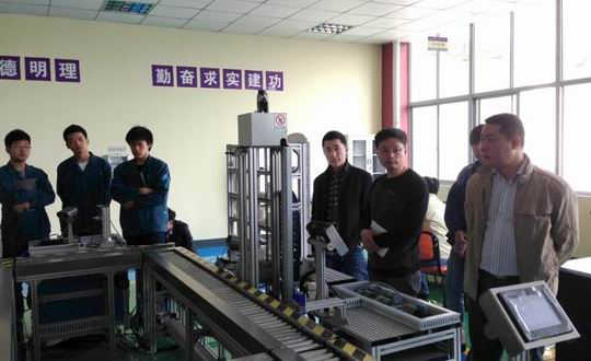 电气工程系组织全系教师进行一体化培训