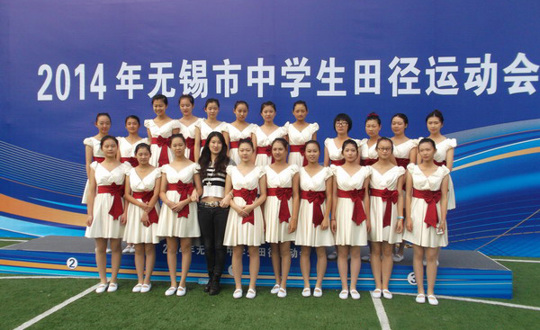 践行社会主义核心价值观  我院（校）志愿者传递正能量