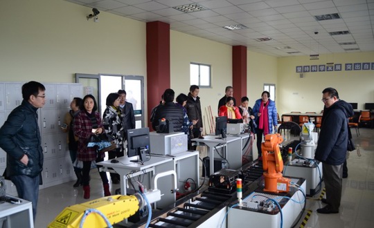 广东佛山市三水区中等职业学校来我院调研