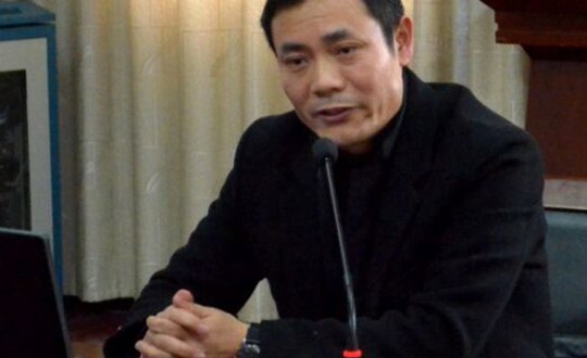 开展德育科研 引领班主任成长