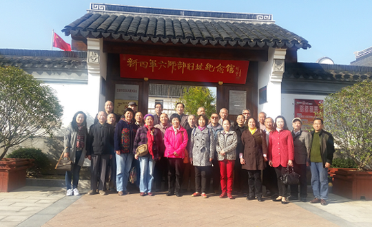 接受红色洗礼　重温革命历史