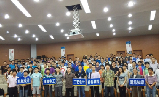 校企合作现代学徒制试点企业威孚集团公司在我院举办劳动技能竞赛