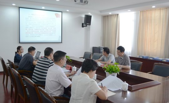 市“百组千支”督查组来我院督查“两学一做”活动开展情况