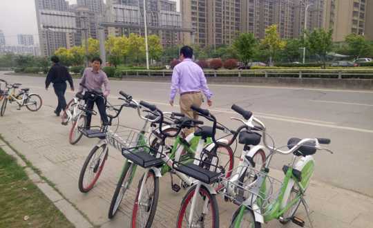 服务社会 引领文明