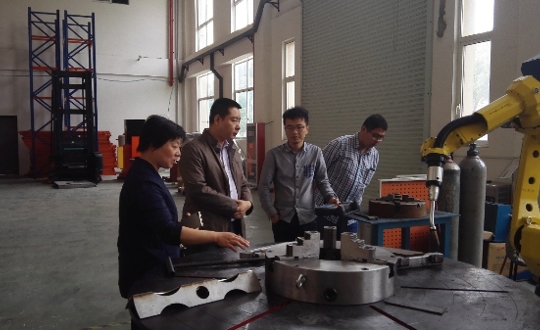 深入知名企业 助力机器人专业建设