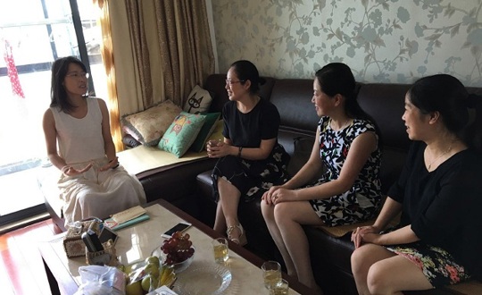 “七一”慰问送真情 关怀温暖入人心