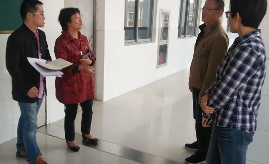 商贸服务系党支部开展教学区安全巡查活动