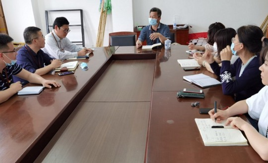 行政第二党支部开展第二季度“恳谈日”活动