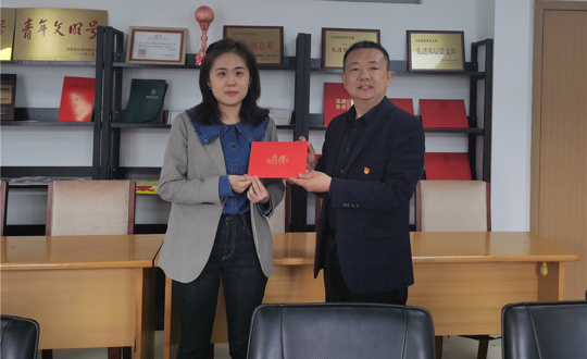 过好“政治生日”  铭记入党初心