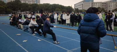 凝心聚力展风采，绳采飞扬竞青春