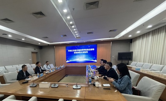 取长补短谋发展、择善而从促提升