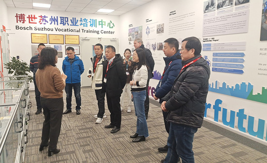 拓展校企合作新途径  探索人才培养新模式